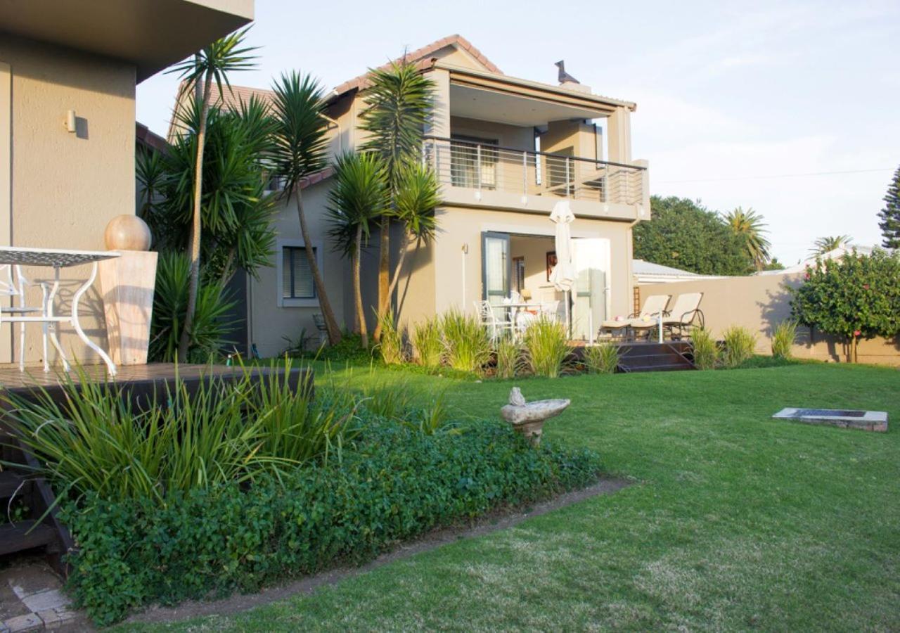 Linkside 1 Self-Catering Apartment Mossel Bay Exterior photo